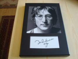 John Lennon, The Beatles, canvastaulu, koko 20 cm x 30 cm. Teen näitä vain 50 numeroitua kappaletta. Yksi heti valmiina lähetettäväksi.