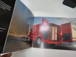 Opel Vivaro 2015 -myyntiesite / sales brochure