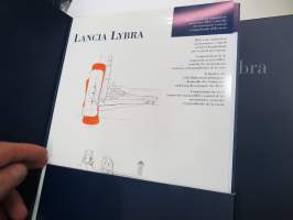 Lancia Lybra -mallistoesittelykansio / lehdistötiedote kansio, pressikuvia ym. / press release binder