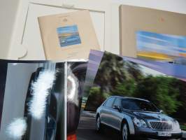 Maybach 57, 62 - The Automobiles - October 2002 -esittely- / lanseerauskansio pressikuvineen ym. -press kit