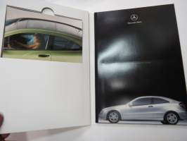 Mercedes-Benz The C-Class Sports Coupé - The New C-Klasse estate 2001 -lanseerauskansio / pressikansio - Press release kit