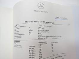 Mercedes-Benz The C-Class Sports Coupé - The New C-Klasse estate 2001 -lanseerauskansio / pressikansio - Press release kit