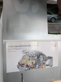 Audi S4, S4 Avant 1998 -mallistoesittely, lanseerauskansio / pressikansio - Press release kit