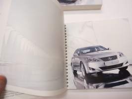 Lexus IS 220d / IS 250 -mallistoesittely, lanseerauskansio / pressikansio - Press release kit