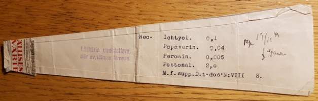 Apteekki Fredrikin torin varrella Helsingissä, 1942, resepti signatuuri