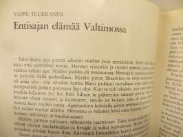 Jopa kynnit kynälläsi. Kansanperinteen keruun satoa kahden vuosikymmenen ajalta