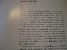 leikki-ikäinen lapsi. t-kirjat