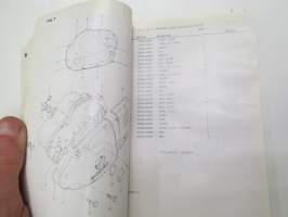 Suzuki GS125, GS125Z / GS125EZ / GS125ESZ / GS125D / GS125ED / GS125ESD parts catalogue -varaosaluettelo