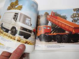 Conrad Scale models II / Massstabsmodelle / Modeles à léchelle Edition 1988 catalogue -pienoismallikuvasto, mm. paloautot, kuorma-autot, hyötyajoneuvot, työkoneet