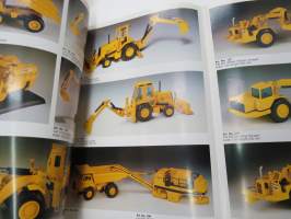 NZG Modelle / Caterpillar 1994 -catalogue / pienoismalliluettelo