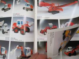 NZG Modelle 1990 -catalogue / pienoismalliluettelo