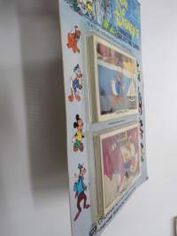 Walt Disney´s Character Collecting Cards - 18 actual scenes from Walt Disney Movies -Disney-elokuvien hahmojen keräilykortteja, avaamaton pakkaus