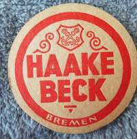 Haake Beck -olutlasin alunen. Bremen
