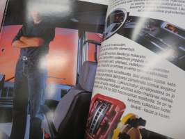 Renault AE-sarja -myyntiesite / brochure