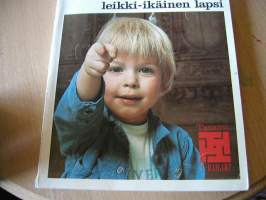 leikki-ikäinen lapsi. t-kirjat