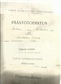 Erä koulutodistuksia 1935 -1966  koulutodistus yhtn7 kpl