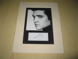 Elvis Presley, paspiksen koko on noin 15 cm x 20 cm, kuva on uusintapainos. Hieno esim. lahjaksi.