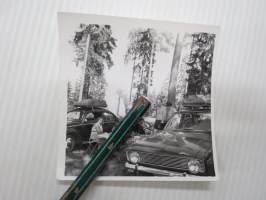 Hillman &amp; Volkswagen -valokuva / photograph