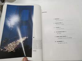The 1989 San Francisco Bay Earthquake - Portraits of Tragedy and Courage -San Franciscon maanjäristys - kuvakirja