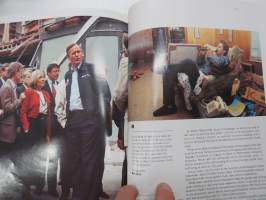 The 1989 San Francisco Bay Earthquake - Portraits of Tragedy and Courage -San Franciscon maanjäristys - kuvakirja