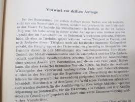 Metallfärbung -metallinvärjäys ja pintakäsittely