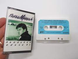 Taneli Mäkelä - Askelees kuulu ei SMK 722 -C-kasetti / C-cassette