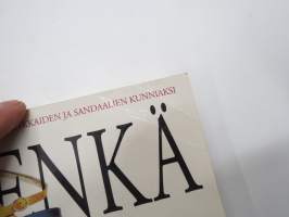 Kenkä - Avokkaiden, saapikkaiden ja sandaalien kunniaksi.