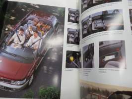 Mitsubishi Space Wagon 1998 -myyntiesite / sales brochure