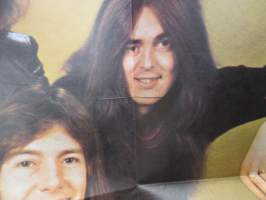 Smokie Help-lehden keskiaukeamajuliste / magazine centerfold poster