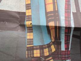 Bay City Rollers BCR - Help-lehden keskiaukeamajuliste / magazine centerfold poster