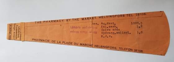 Kauppatorin Apteekki Helsingissä, 1942, resepti signatuuri
