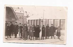 Eikun hiihtämään   1920-30 luku - valokuva