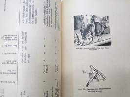 Der Grabenbagger BTM (DV-45/7) - A 052/1/107 -juoksuhaudan / suojakaivannon kaivinkone BTM-alusta, käyttöohjekirja / tekniset tiedot / huoltoa -trench digger tank