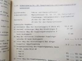 Mehrzweck- Zug- und Transportmittel MT-LB und Basisfahrzeug MT-LBu Wartungstechnologie -huolto-ohjekirja / service