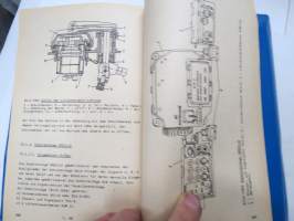 Selbstfahrende 152-mm-Haubitze 2 S3M Basisfahrzeug Beschreibung -tela-alustaisen haupitsin yleiskuvaus / general description of self-moving howitser