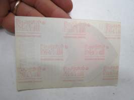 Operaatio Punainen Sydän (ehkäisevän sydäntutkimuksen varainkeruuta) -tarra / sticker, fund raising