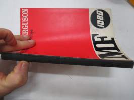 Massey Ferguson 1080 -käyttöohjekirja ja varaosakuvasto