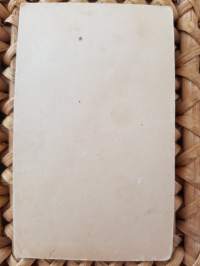 CDV - Visiittikorttivalokuva. Hellas Jyväskylä, toiminnassa 1909 - 1951.