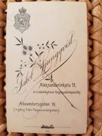CDV - Visiittikorttivalokuva. Jakob Ljungqvist, Aleksanterinkatu 19 Helsinki.