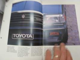 Toyota Crown Super Saloon 2.8i 1985 -myyntiesite / sales brochure