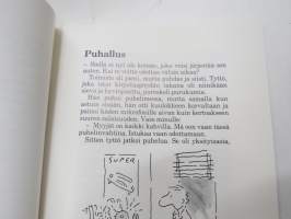 Saab - In the eyes of the customer - Minä, asiakas -Saab-henkilöautomyynnin logiikkaa ja kilpailevia merkkejä ym.