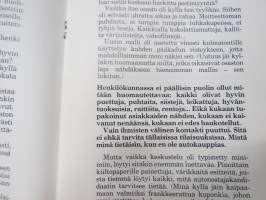 Saab - In the eyes of the customer - Minä, asiakas -Saab-henkilöautomyynnin logiikkaa ja kilpailevia merkkejä ym.