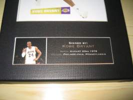 Kobe Bryant, Los Angeles Lakers, NBA, canvastaulu, koko 20 cm x 30 cm. Tehty 50 numeroitua kappaletta. Hieno esim. lahjaksi.