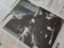 Mobilisti 1994 no 2. Keskiaukeamalla kansikuvanTexaco piirros.