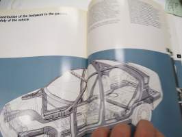 Seat Toledo 1991, myyntiorganisaation sisäiseen käyttöön tarkoitettu englanninkielinen esite -myyntiesite / sales brochure