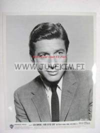 Home before dark / Efrem Zimbalist -elokuvateatterin kaappikuva