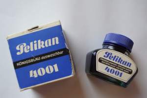 Pelikan 4001 mustetta, tyhjä  tuotepakkaus lasia pahvilaatikossa