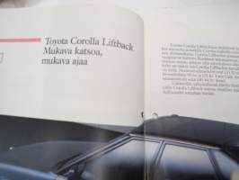 Toyota Mallisto 1989 -myyntiesite / sales brochure