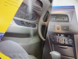 Toyota Corolla 1998 -myyntiesite / sales brochure
