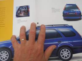 Toyota Corolla 1998 -myyntiesite / sales brochure